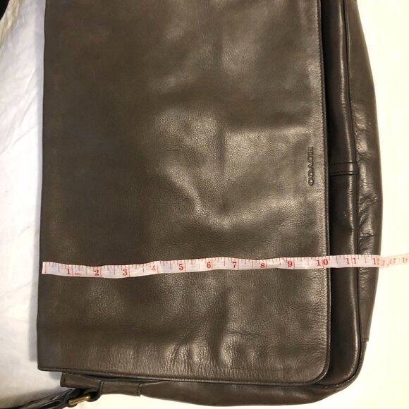 Heritage Crossbody Coach Messenger Bag (unisex) - Picture 7 of 7